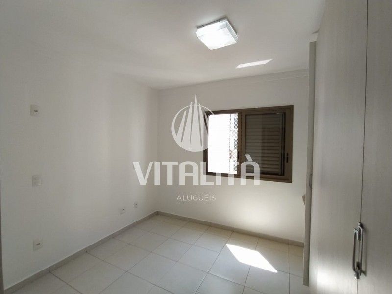 Apartamento para alugar com 3 quartos, 137m² - Foto 22