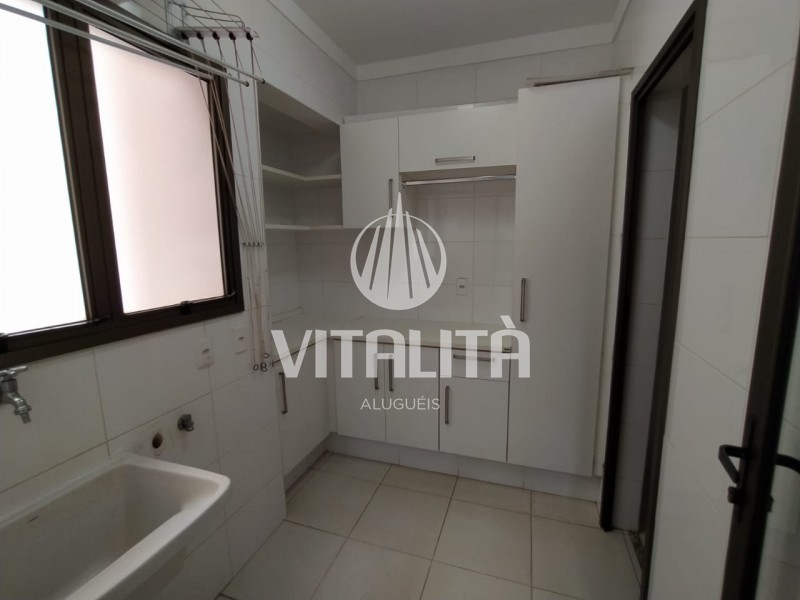 Apartamento para alugar com 3 quartos, 137m² - Foto 15