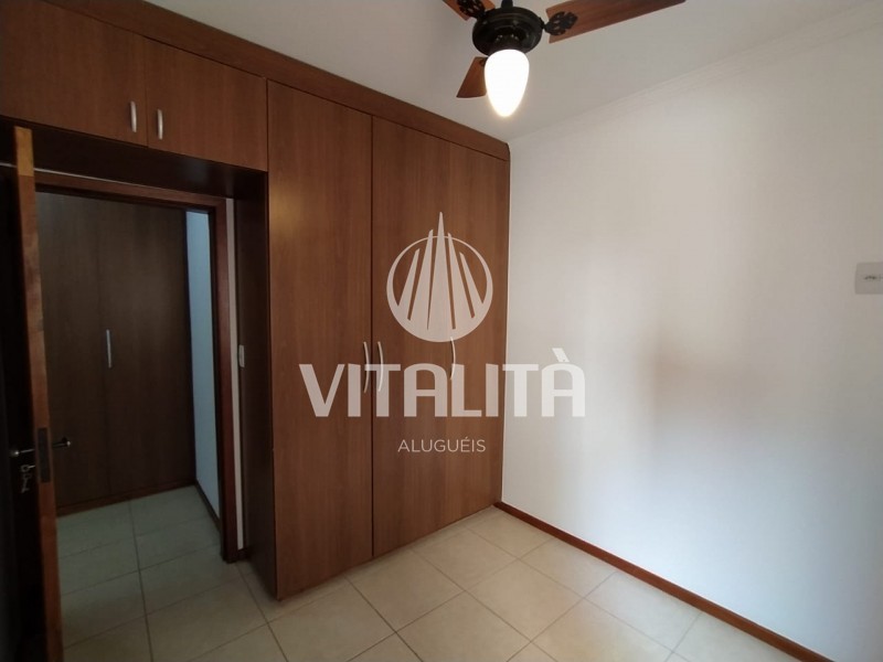 Apartamento para alugar com 3 quartos, 107m² - Foto 9