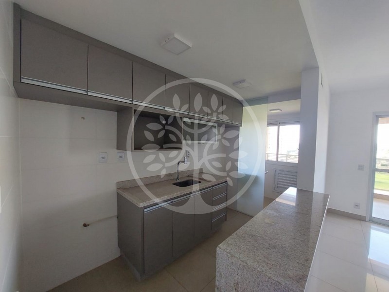 Apartamento para alugar com 3 quartos, 93m² - Foto 13