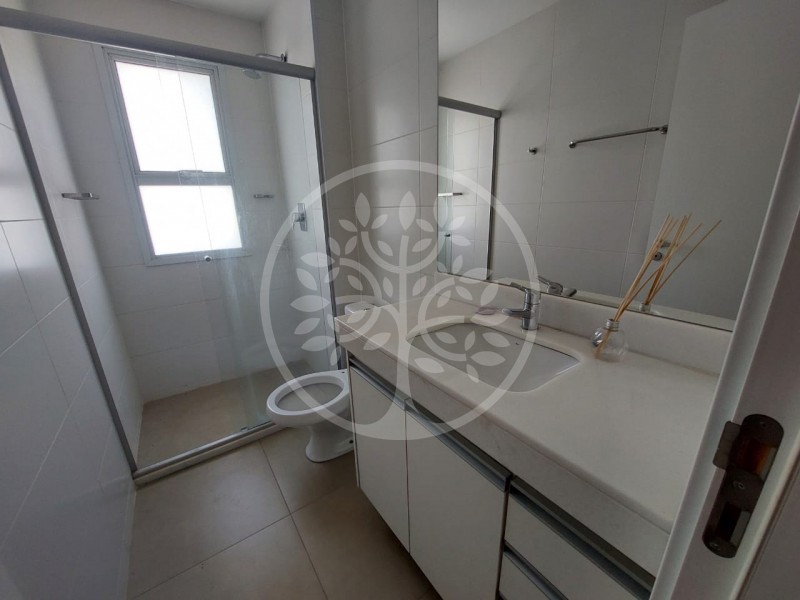 Apartamento para alugar com 3 quartos, 93m² - Foto 17