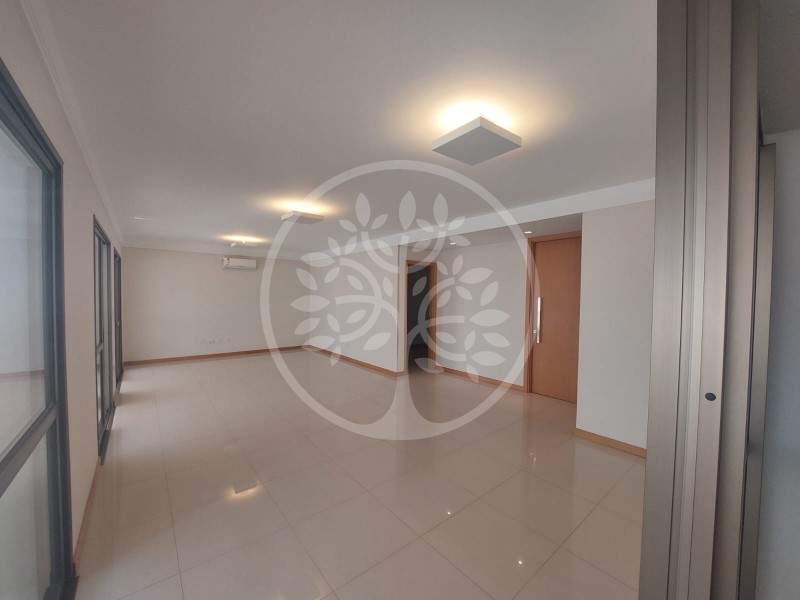 Apartamento para alugar com 3 quartos, 195m² - Foto 1