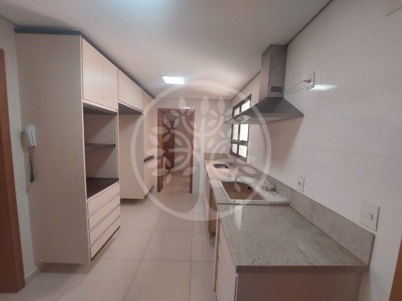 Apartamento para alugar com 3 quartos, 195m² - Foto 29