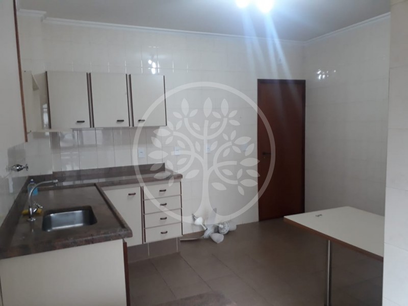 Apartamento para alugar com 2 quartos, 82m² - Foto 13