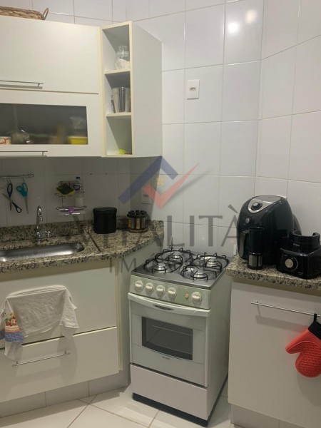 Apartamento à venda com 2 quartos, 70m² - Foto 10