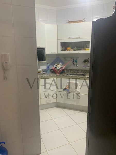 Apartamento à venda com 2 quartos, 70m² - Foto 13