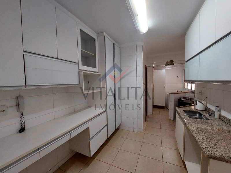 Apartamento para alugar com 3 quartos, 107m² - Foto 9