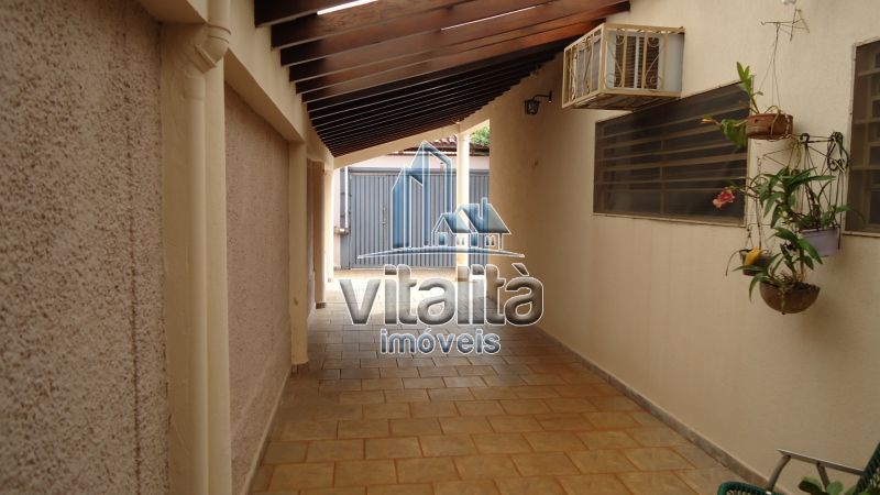 Casa à venda com 3 quartos, 150m² - Foto 14