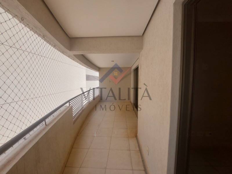 Apartamento à venda e aluguel com 3 quartos, 144m² - Foto 3