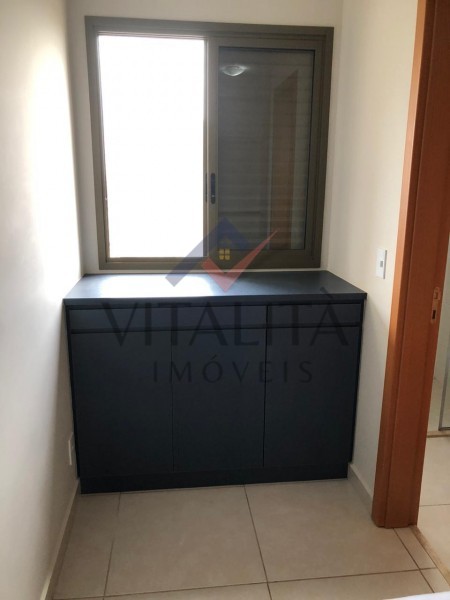 Apartamento para alugar com 2 quartos, 82m² - Foto 13